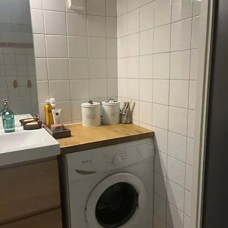 Leilighet Toyen Апартаменты